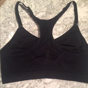 Danskin sports bra